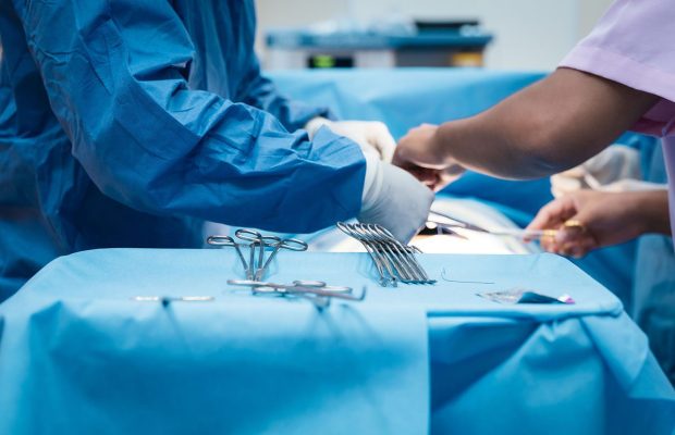 surgery-operating-room.jpg